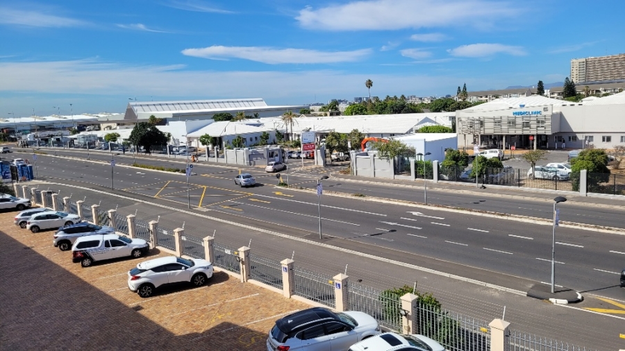 3 Bedroom Property for Sale in Montague Gardens Western Cape